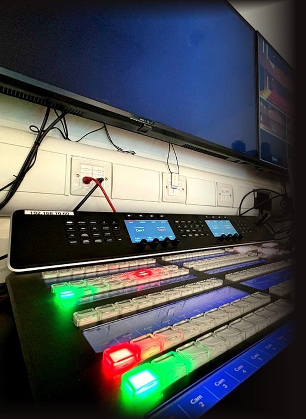 Broadcast desk